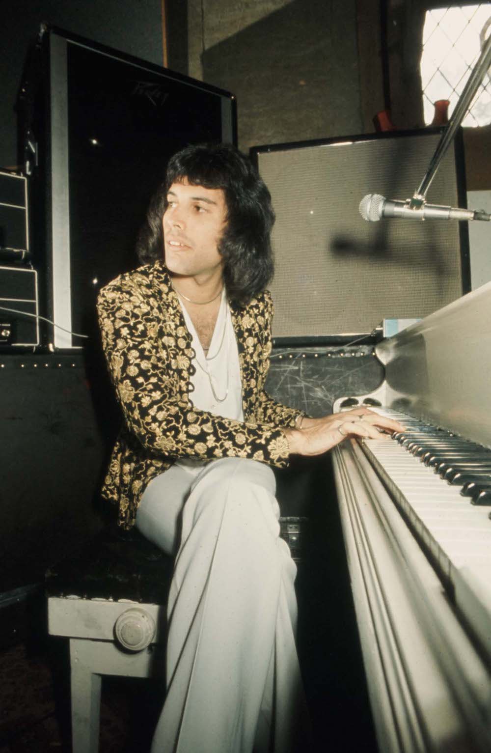 freddie mercury new york city